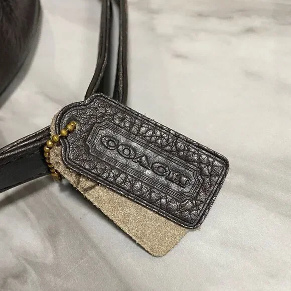 Coach Equestrian Slim Bucket Bag – Style No.‎ 4907 | Vintage Costa Rica Made - Picture 14 of 16